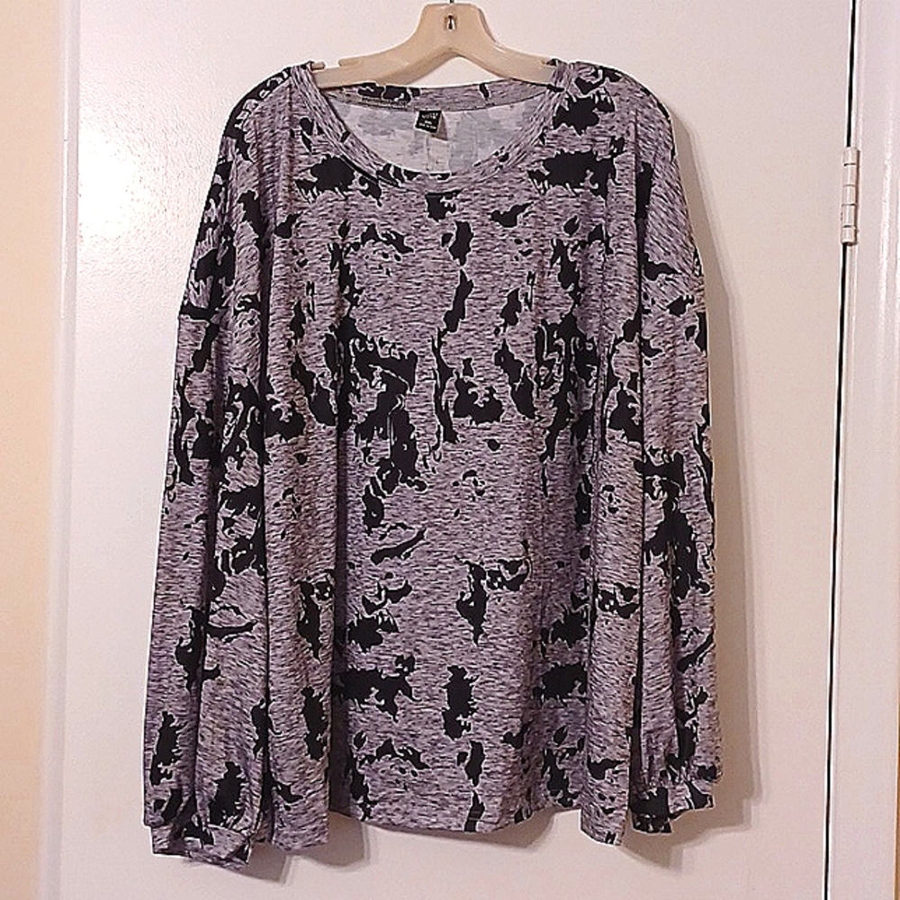 Long Sleeve Pullover Top